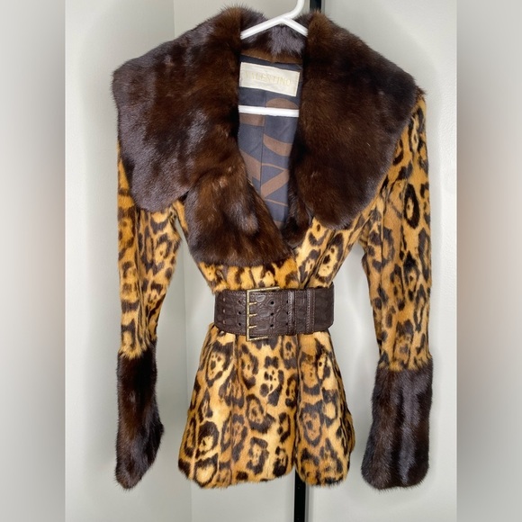 Valentino Jackets & Blazers - Valentino Mink Fur Coat with Alligator Belt 🌟